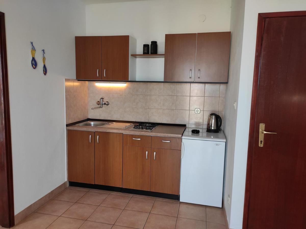 Apartments With A Parking Space Novalja, Pag - 6552 Exterior photo