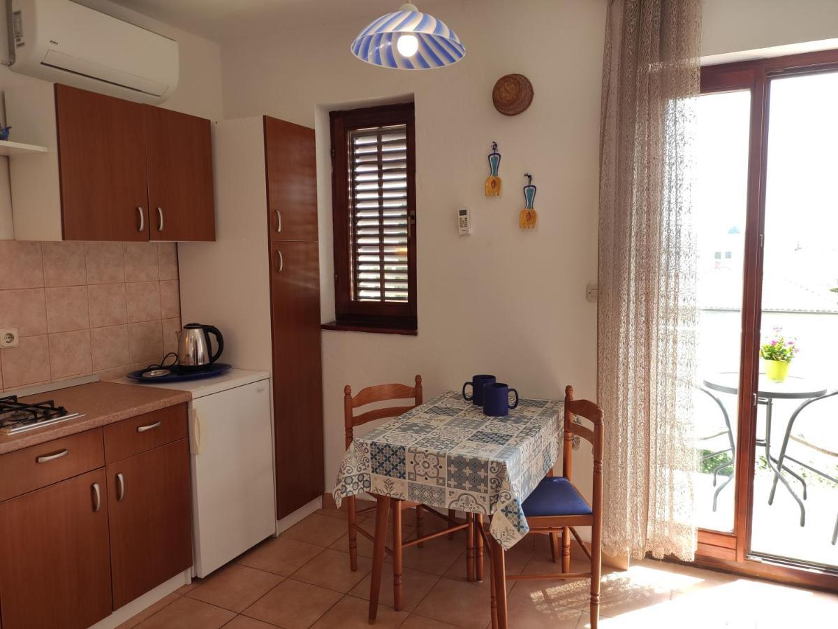 Apartments With A Parking Space Novalja, Pag - 6552 Exterior photo