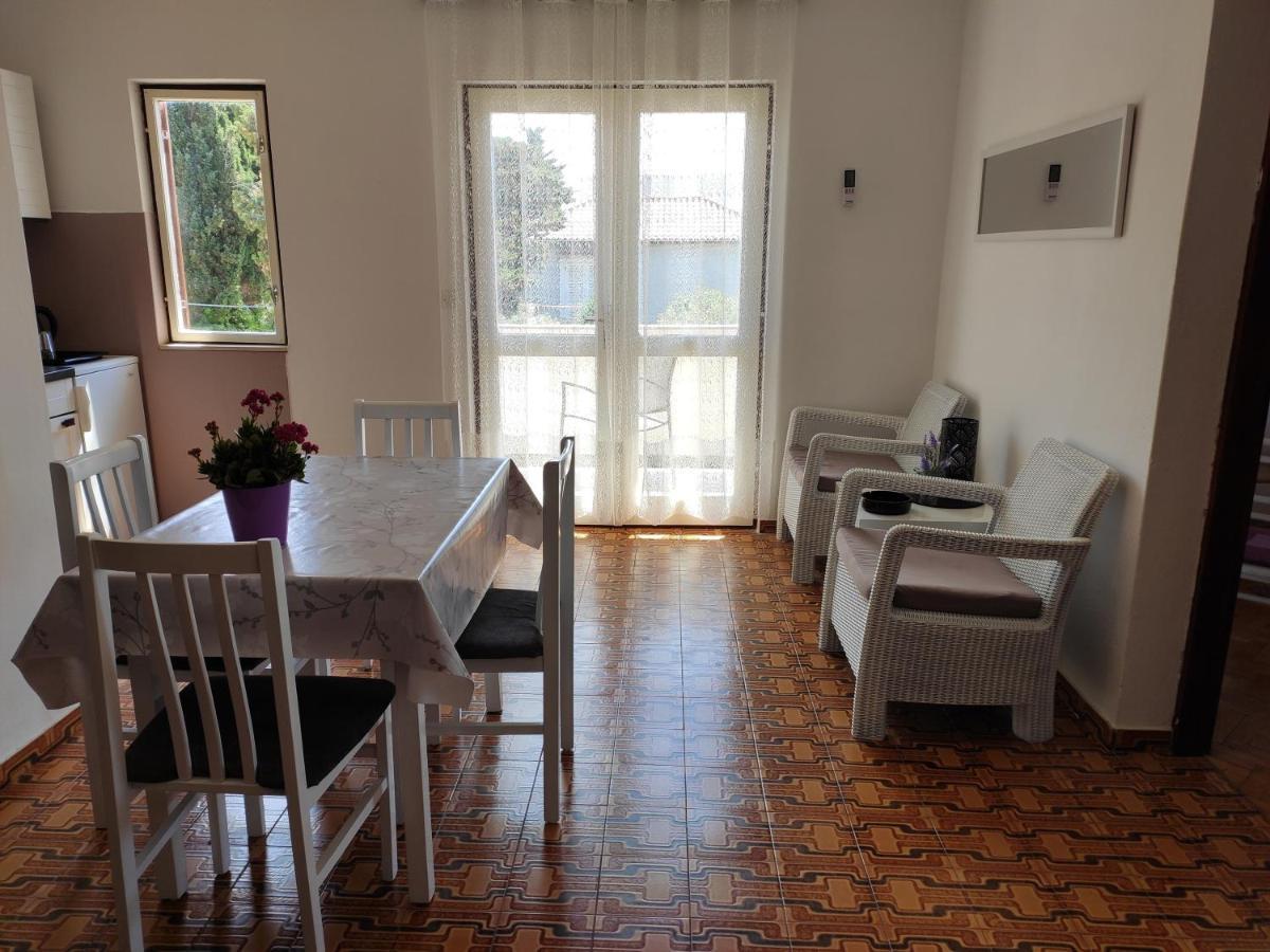 Apartments With A Parking Space Novalja, Pag - 6552 Exterior photo
